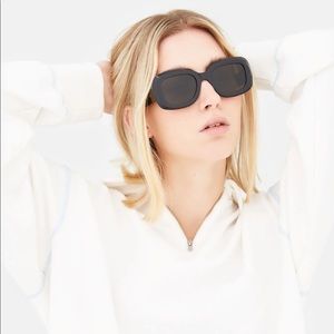 RETROSUPERFUTURE Virgo Black Sunglasses, Regular/R (51), New with tags, NWTs, OS